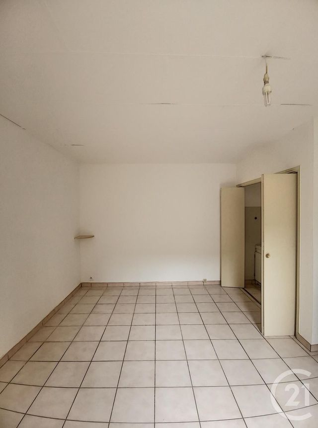 Appartement F1 à louer - 1 pièce - 22.39 m2 - NANCY - 54 - LORRAINE - Century 21 Midon Baudoin Immobilier